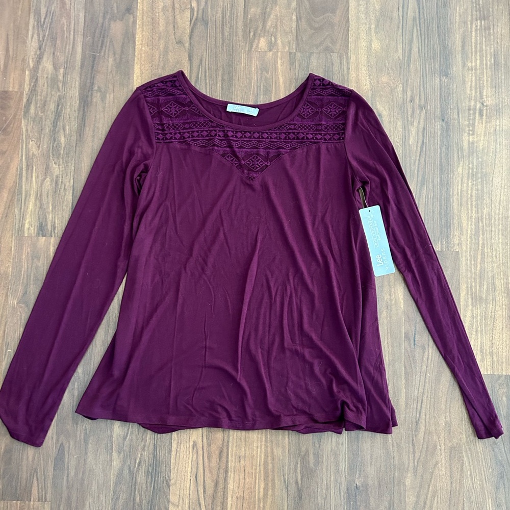 Lace long sleeve